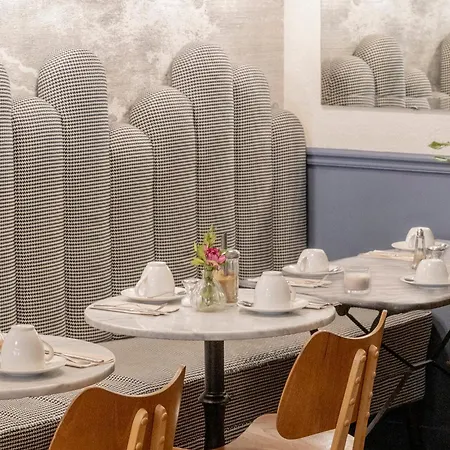 Hotel Paradis Parigi